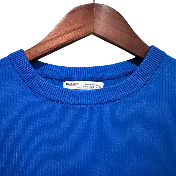 Pull & Bear Long Sleeve Ribbed Royal Blue Crop Top Women’s Size Small - Picture 3 of 6
